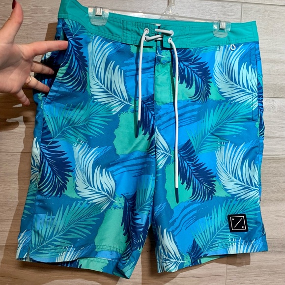 American eagle board shirt Medium - Picture 5 of 7